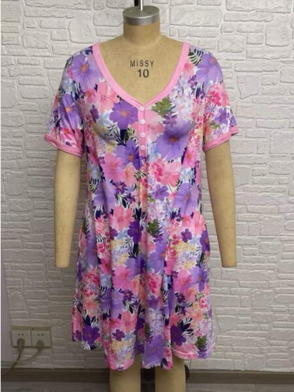 Floral V-Neck Short Sleeve Nightdress - Pink & Purple